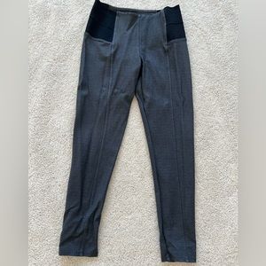 DYNAMITE Grey Skinny leg Pants with Black Waistband Detail in Size Small